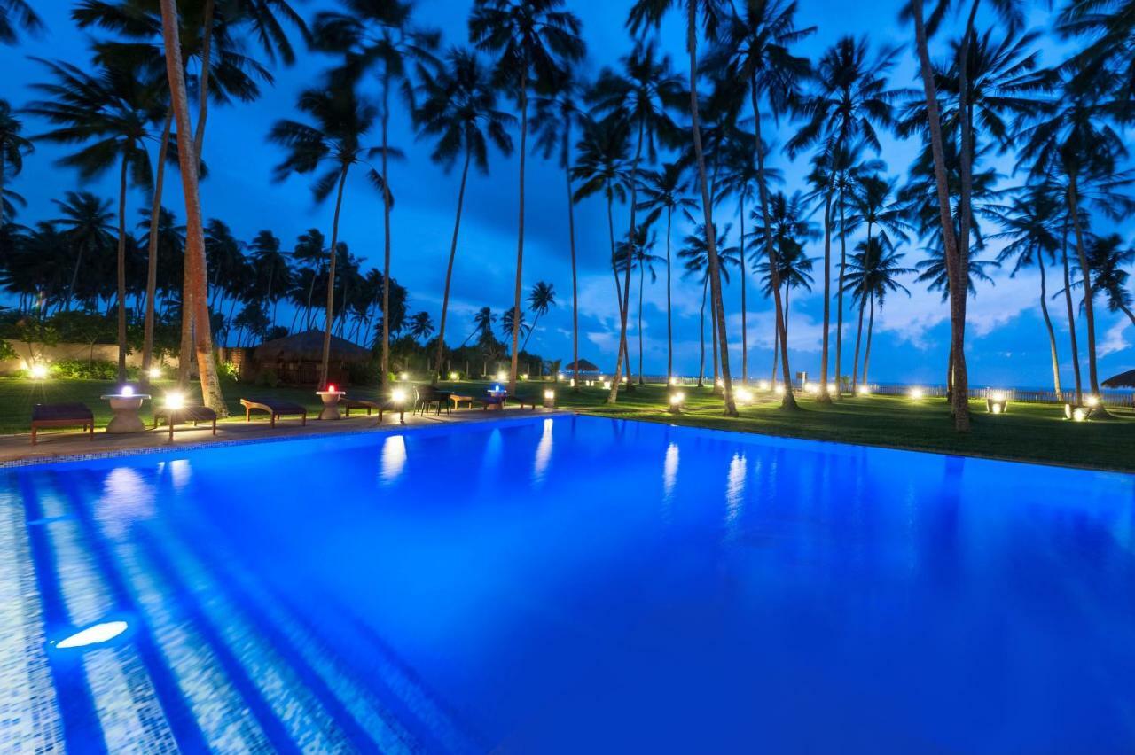Reef Villa Wadduwa Exteriör bild